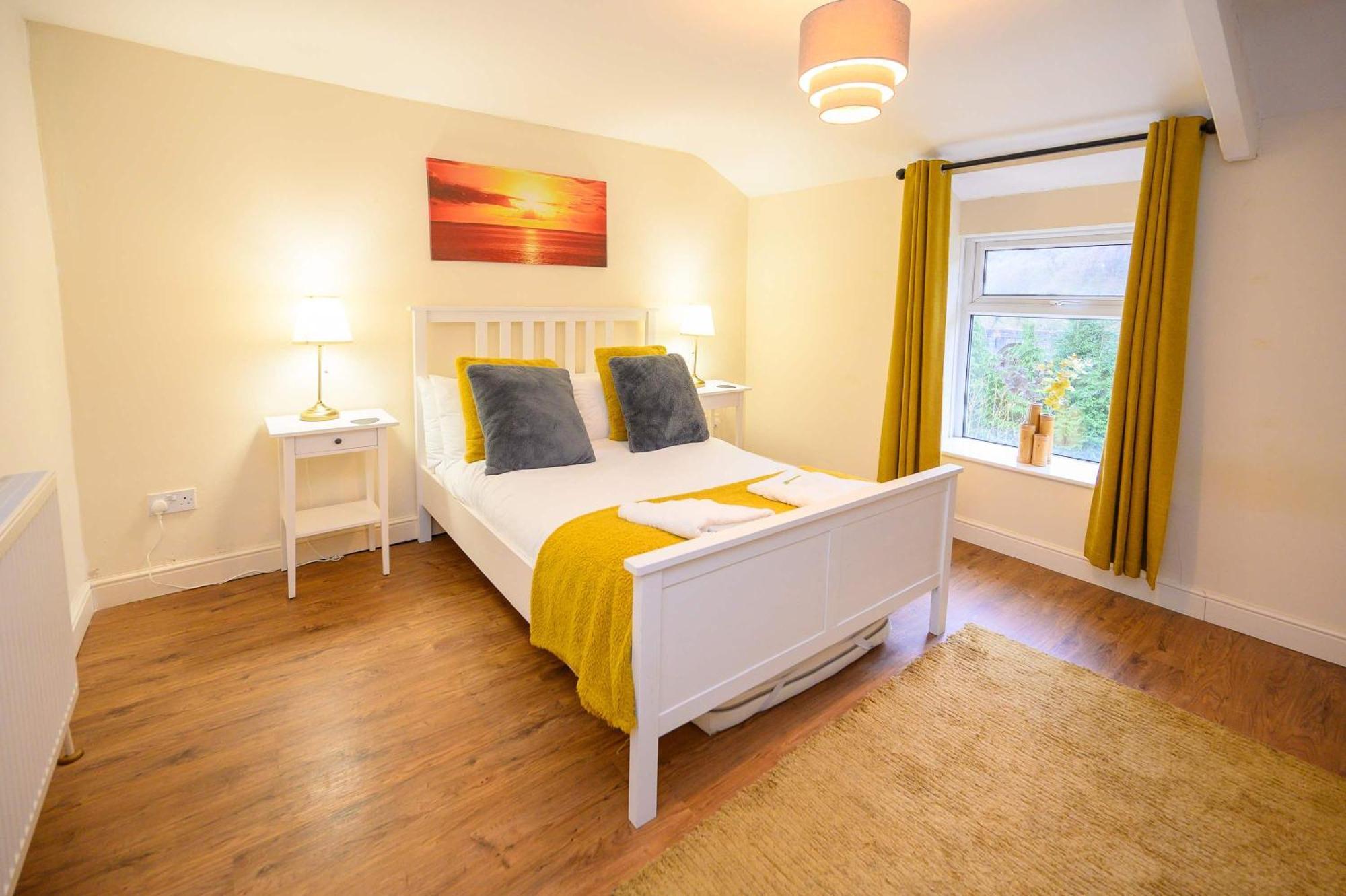 Llareggub Amazing House In Afan Forest With Breath-Taking Views By Staystaycations Port Talbot Exterior foto