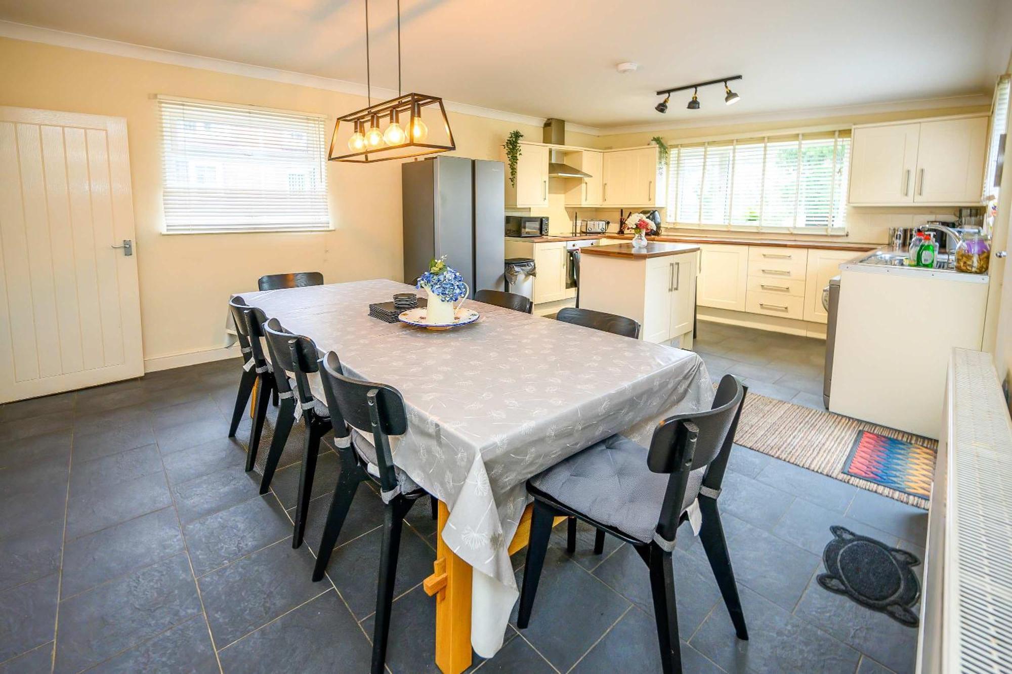 Llareggub Amazing House In Afan Forest With Breath-Taking Views By Staystaycations Port Talbot Exterior foto